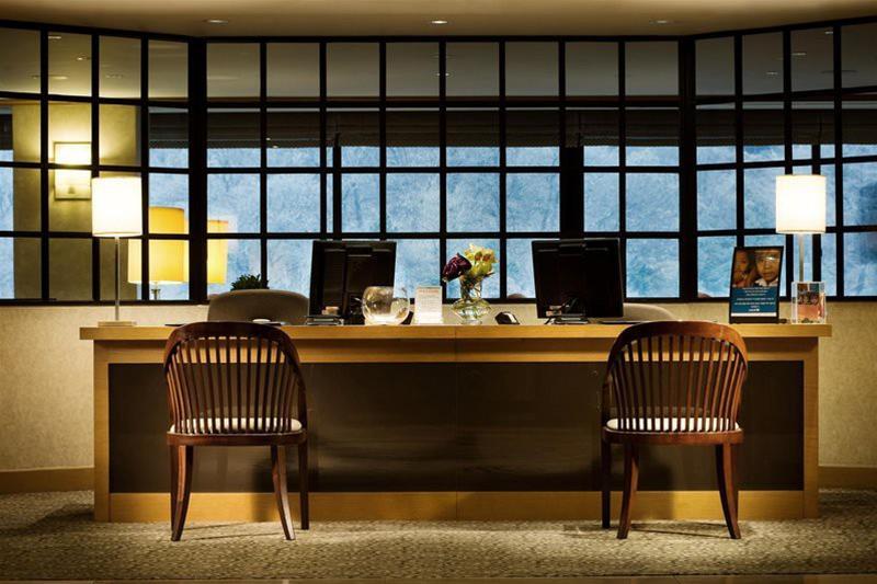 Sheraton Grande Walkerhill 5*